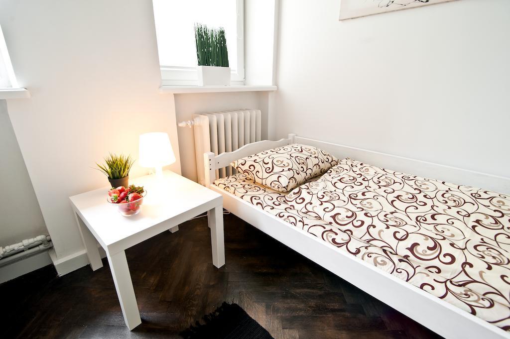 Extra Hostel "Easy Kaunas" Quarto foto